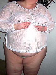 hot chubby mommies pictures