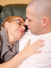 Naughty housewife getting down and dirty with her ...