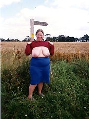 Outdoor mature threesome