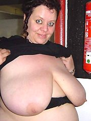  hot chubby mommies pictures