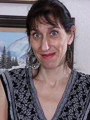 Horny American mature lady playing alone