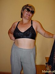 Mommy just loves showing her hairy pussy