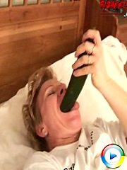 Big dildo up my wet slit