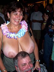 Plump Wives - Exclusive Amateur BBW pics