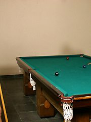 Mature slut loves fist up her snatch