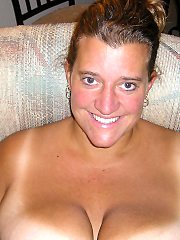 Plump Wives - Exclusive Amateur BBW pics