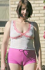 Amateur mature housewives and Milfs!